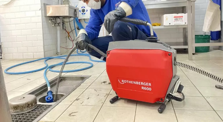 Ataşehir Tesisatci Gider Klozet Açma 